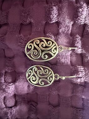 Elegant Silver Filigree Oval Drop Earrings - Women Jewelry